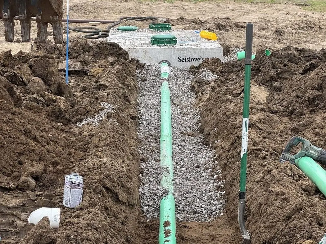 Mastin Septic on new construction job site in Monclova