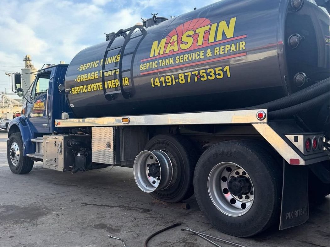 Mastin Septic truck serving Haskins, Ohio